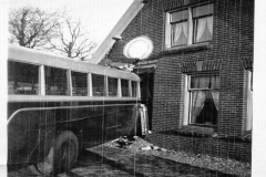 06.bus-in-huis-L-de-Pee-1949