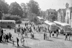 09.NACO_bussen_aan_het_Plantsoenstation_Schagen