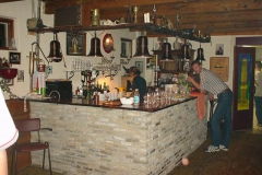 de-bar